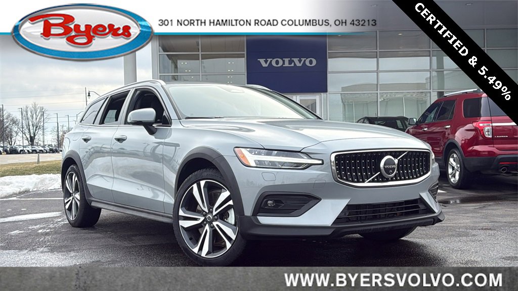 Certified 2025 Volvo V60 B5 Cross Country Plus