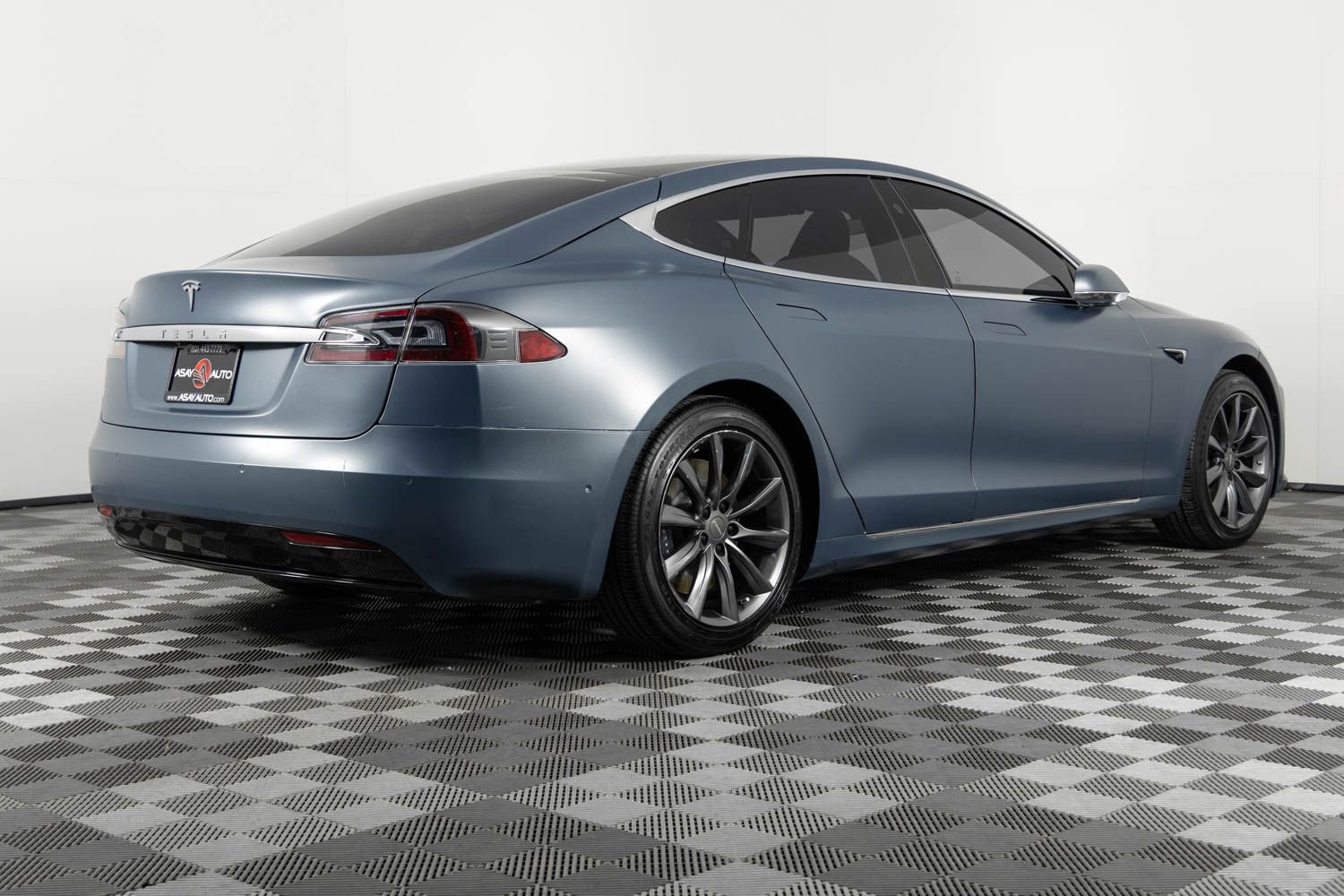 Used 2020 Tesla Model S Long Range image 8