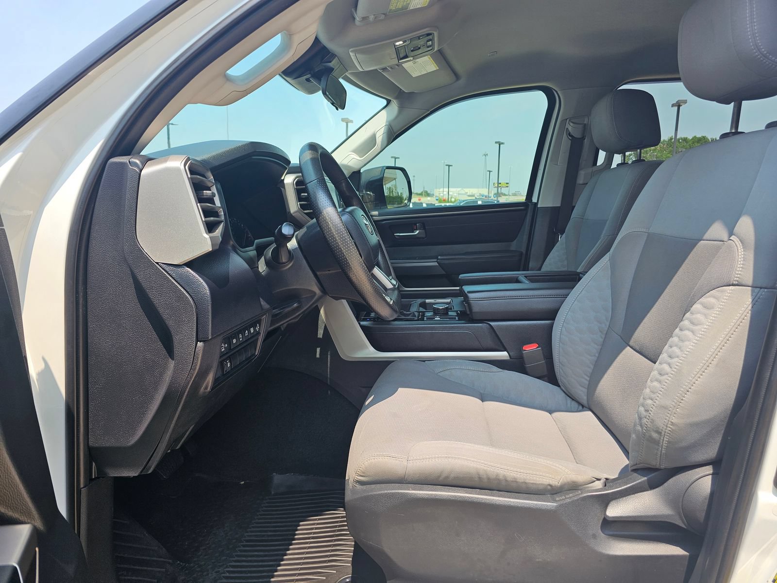 Used 2024 Toyota Tundra SR5 w/ SR5 Convenience Package AWD/4WD image 15