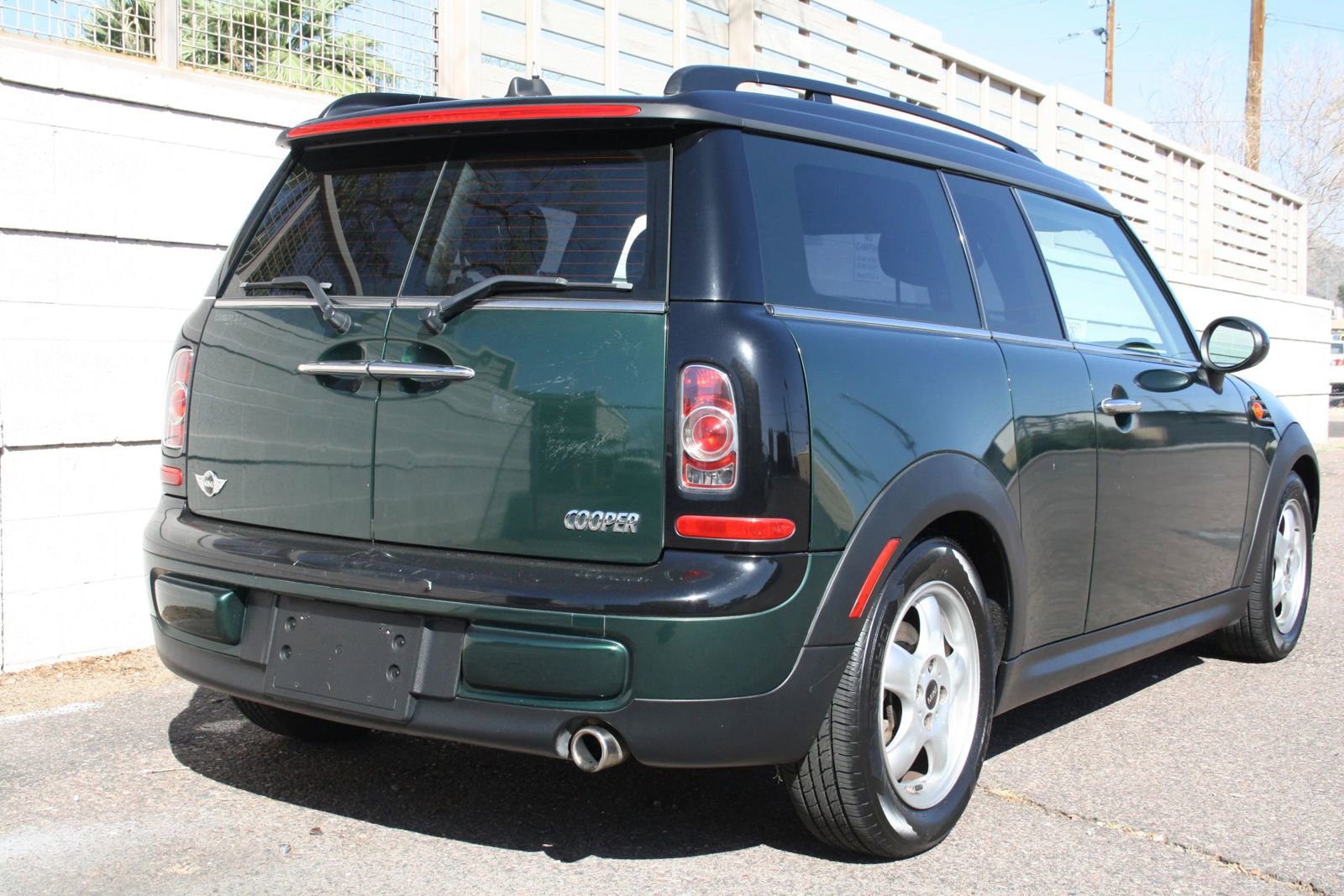 Used 2011 MINI Cooper Clubman image 5