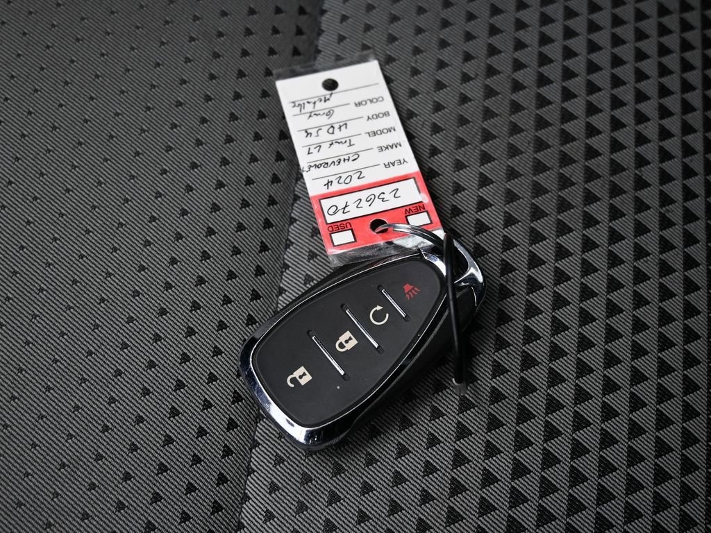 Used 2024 Chevrolet Trax LT image 25