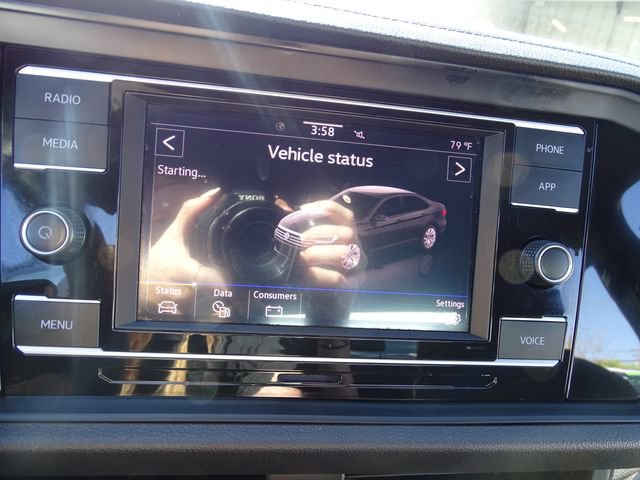 Used 2024 Volkswagen Jetta Sport FWD image 11
