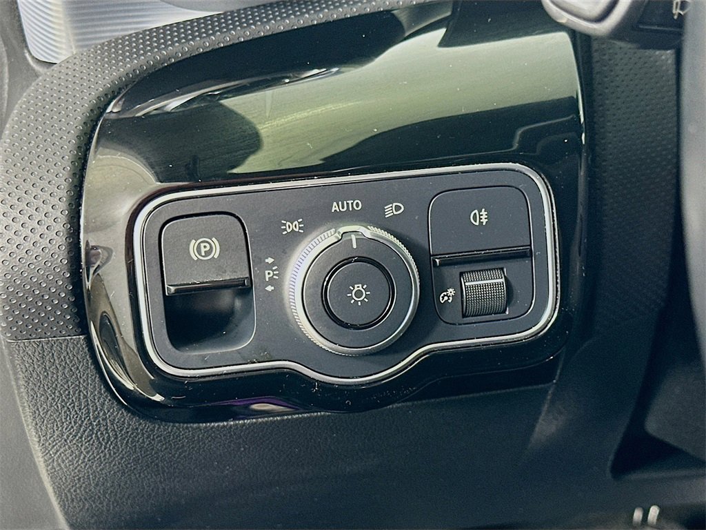 Used 2022 Mercedes-Benz A 220 4MATIC image 20