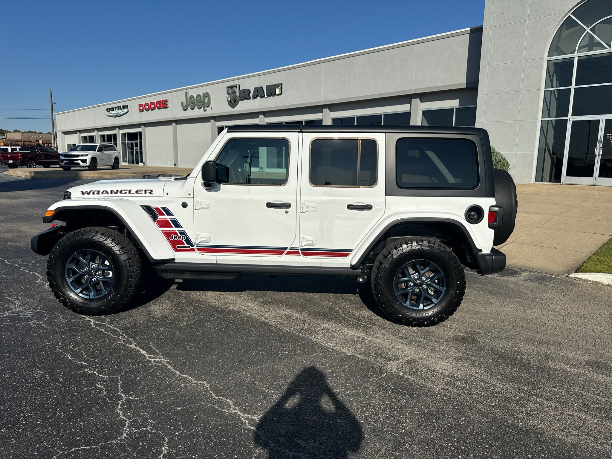 New 2026 Jeep Wrangler Unlimited Sport AWD/4WD image 18