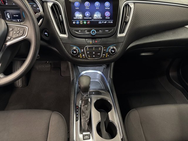 Used 2023 Chevrolet Malibu LT FWD image 18