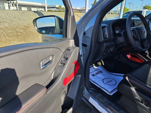 New 2025 Nissan Frontier PRO-4X w/ Pro Premium Package image 23