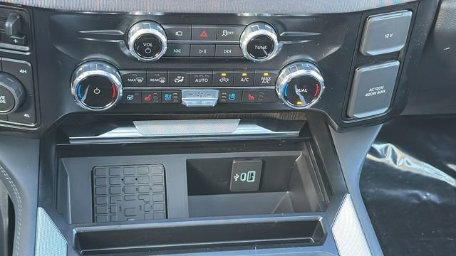 New 2025 Ford F250 Platinum image 23