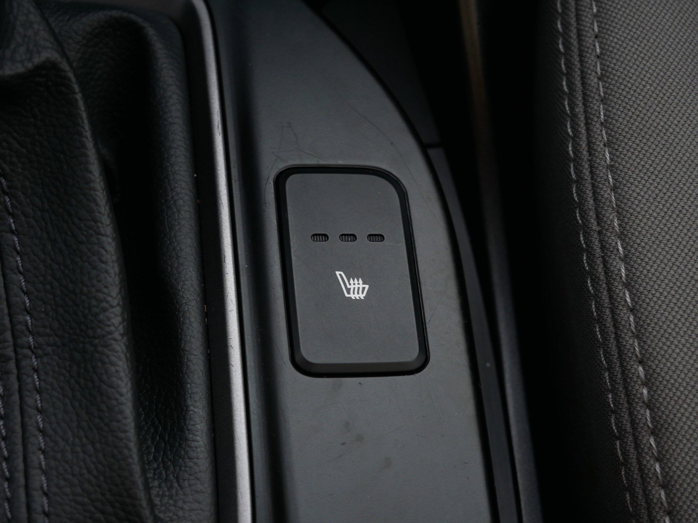 Used 2016 Hyundai Santa Fe SE image 29