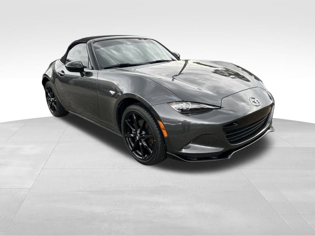 Certified 2023 MAZDA MX-5 Miata Club image 9