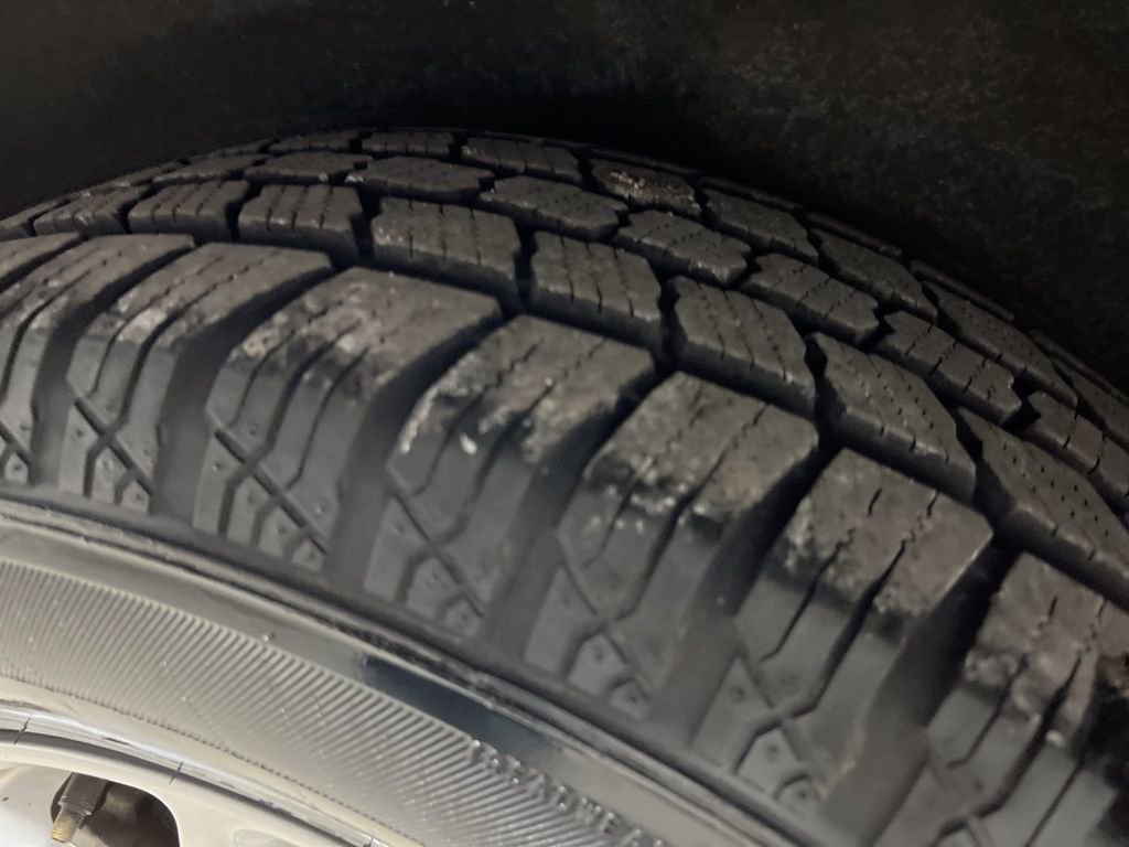 Used 2023 Chrysler Pacifica Touring-L image 40