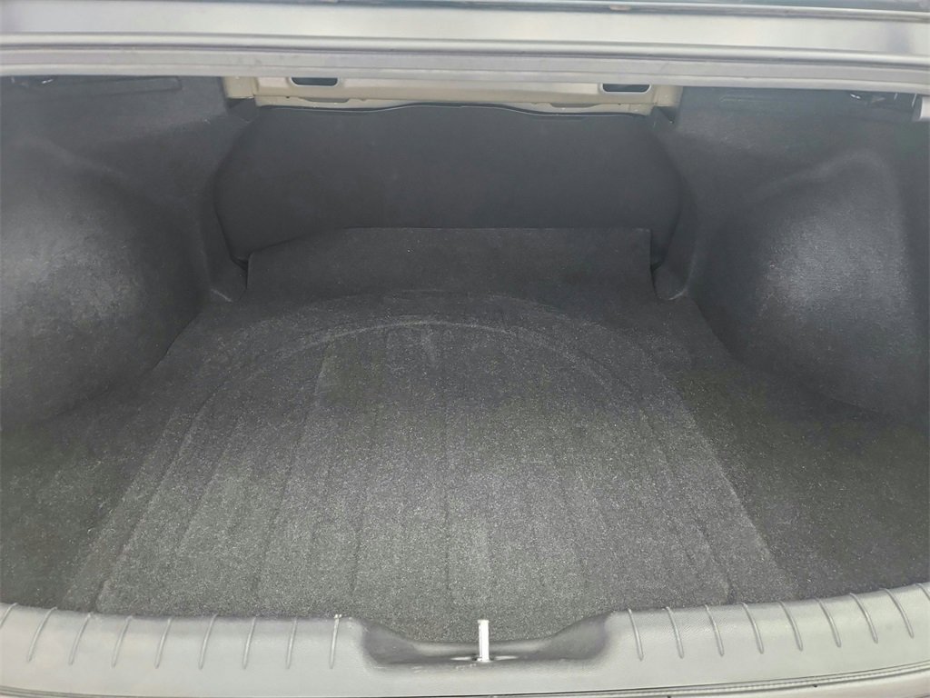 Used 2021 Hyundai Elantra SE image 27