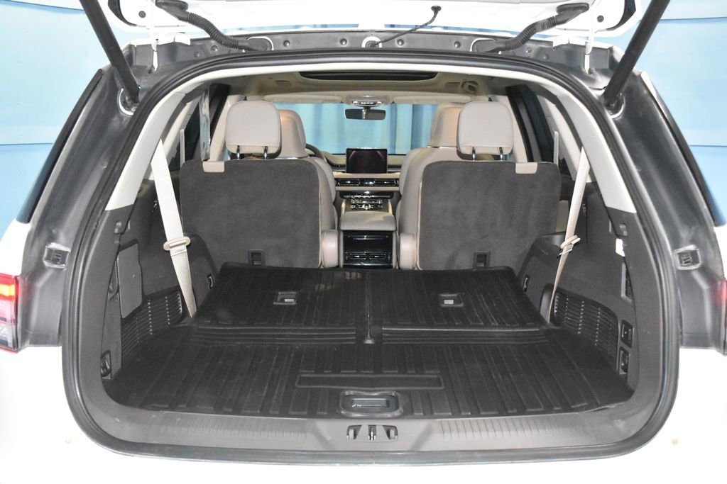 Used 2023 Lincoln Aviator Reserve w/ Equipment Group 201A image 30