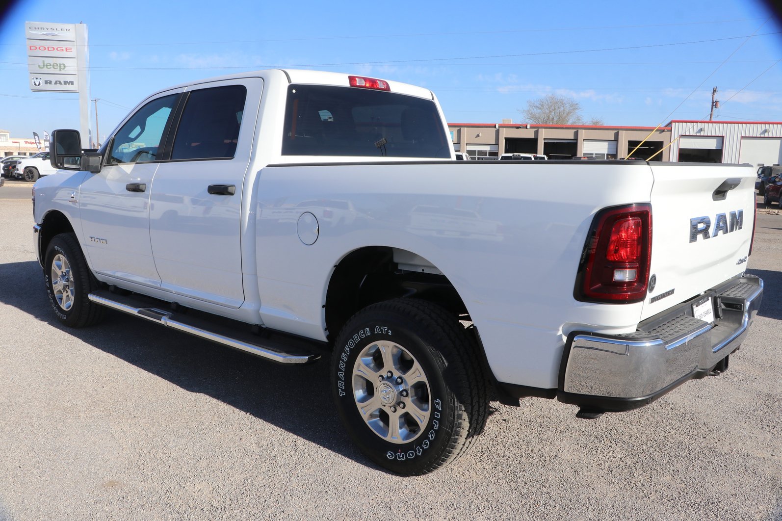 New 2026 RAM 2500 Big Horn AWD/4WD image 5