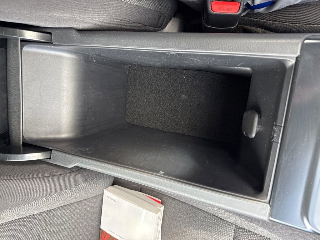 Used 2025 Toyota Camry LE FWD image 17