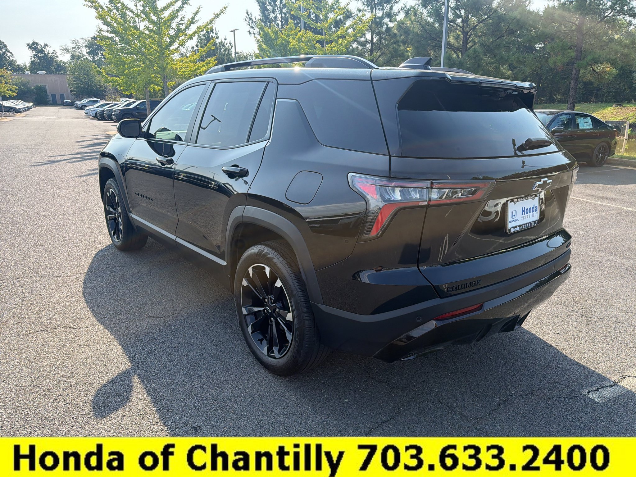 Used 2025 Chevrolet Equinox RS FWD image 5