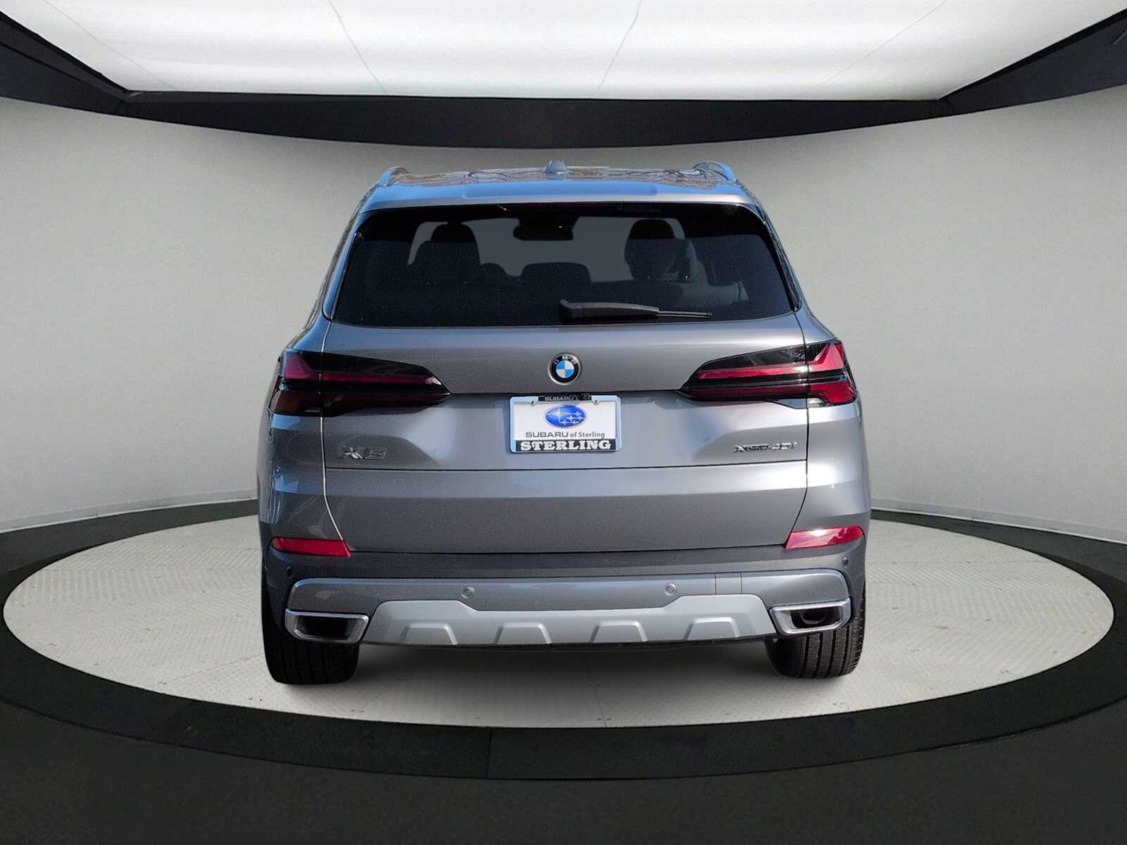 Used 2024 BMW X5 xDrive40i w/ Parking Assistance Package image 7