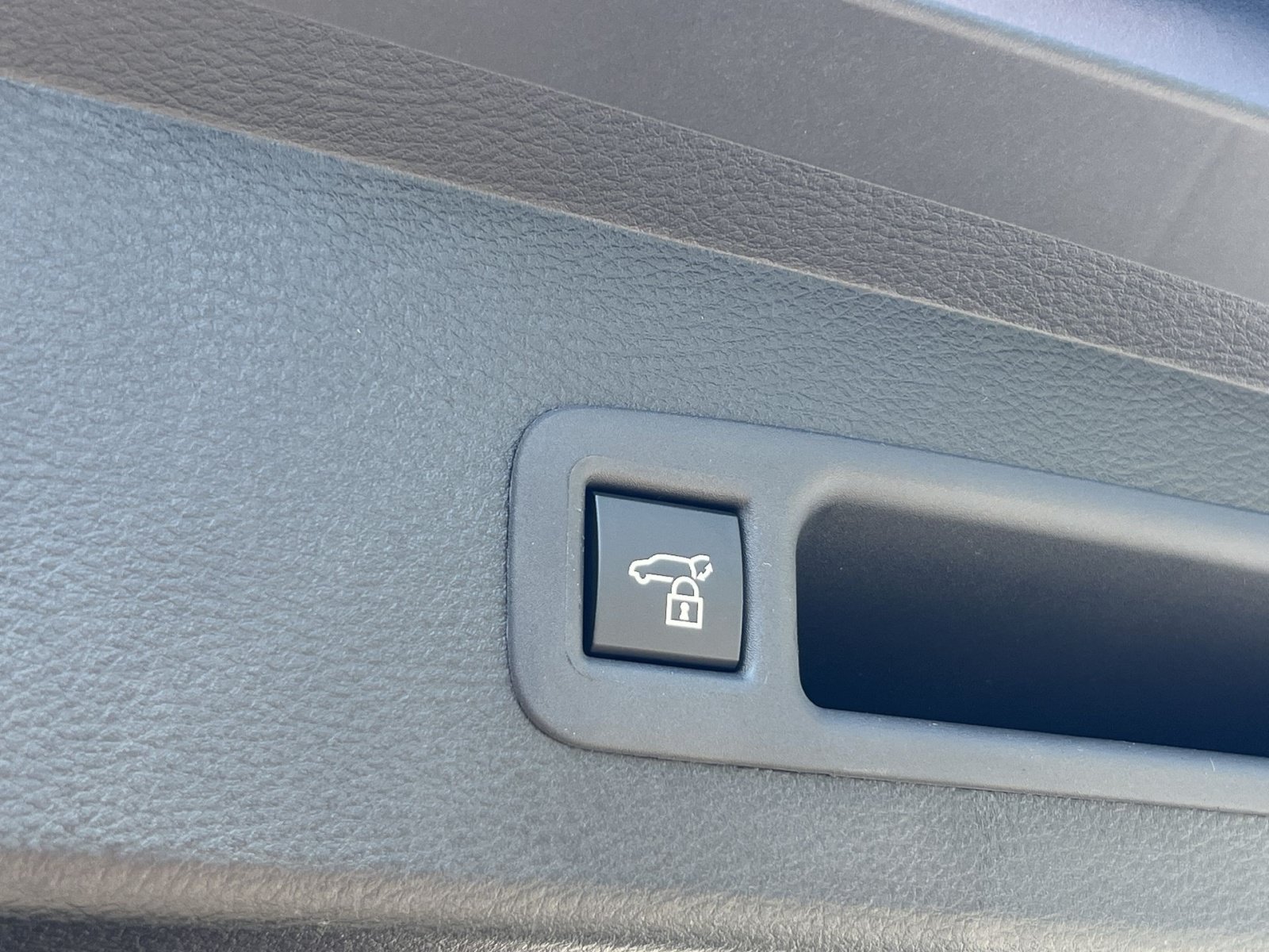New 2026 Toyota Sienna Platinum AWD/4WD image 22