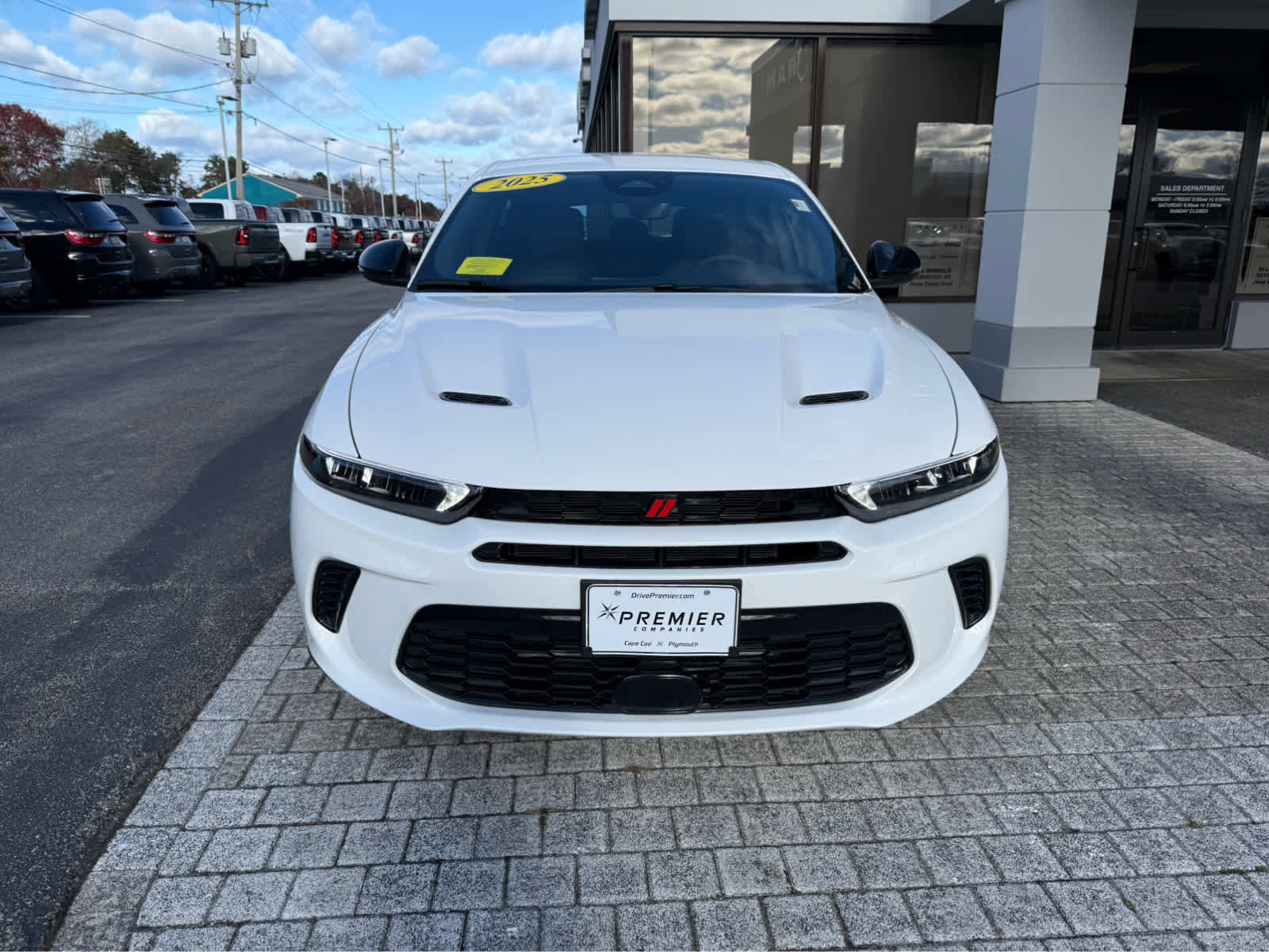 Used 2025 Dodge Hornet R/T w/ R/T Blacktop Package image 2