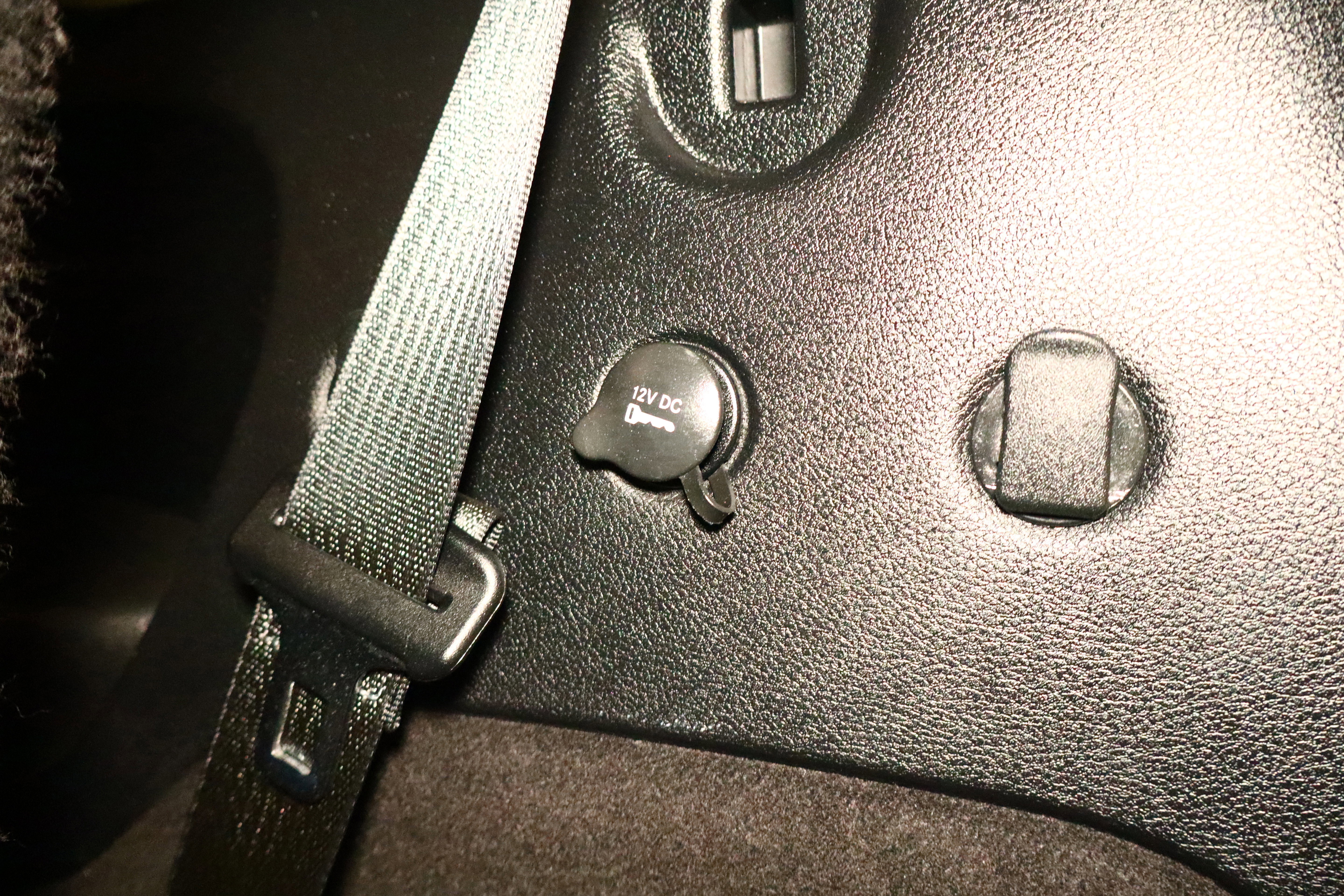 Used 2018 Dodge Durango SXT w/ 3rd Row Seating Group image 42