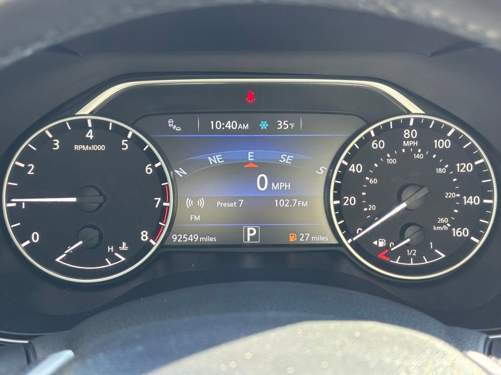 Used 2018 Nissan Maxima SR w/ Interior Lighting Package image 16