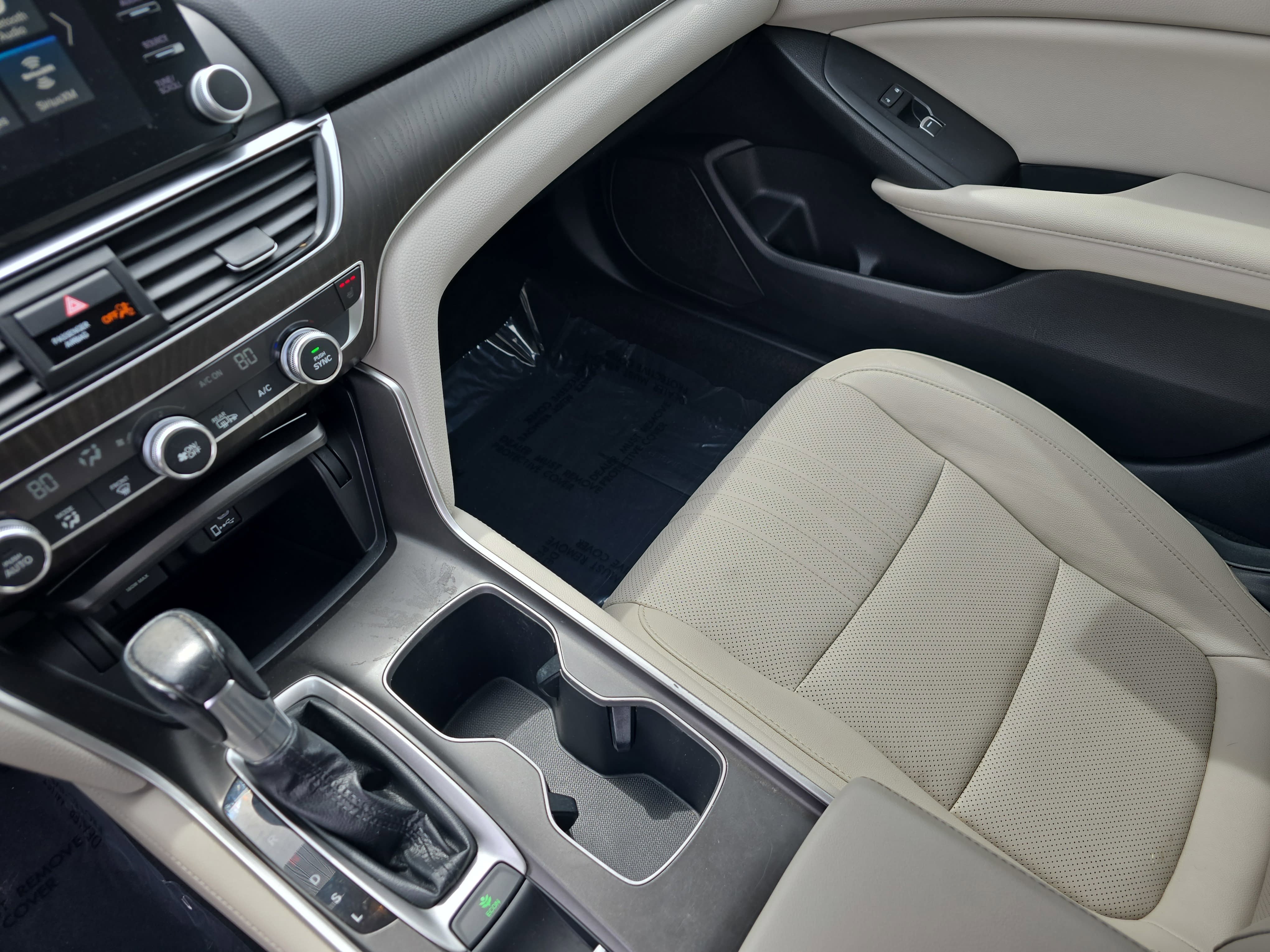 Used 2019 Honda Accord EX-L image 25