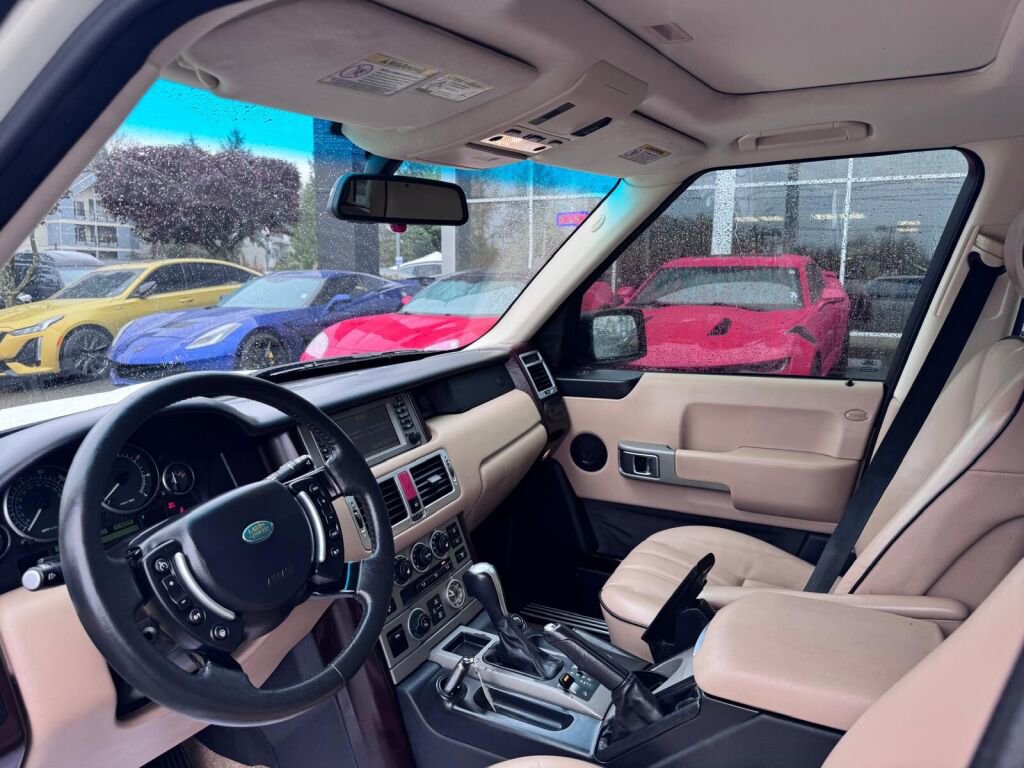 Used 2004 Land Rover Range Rover HSE image 10