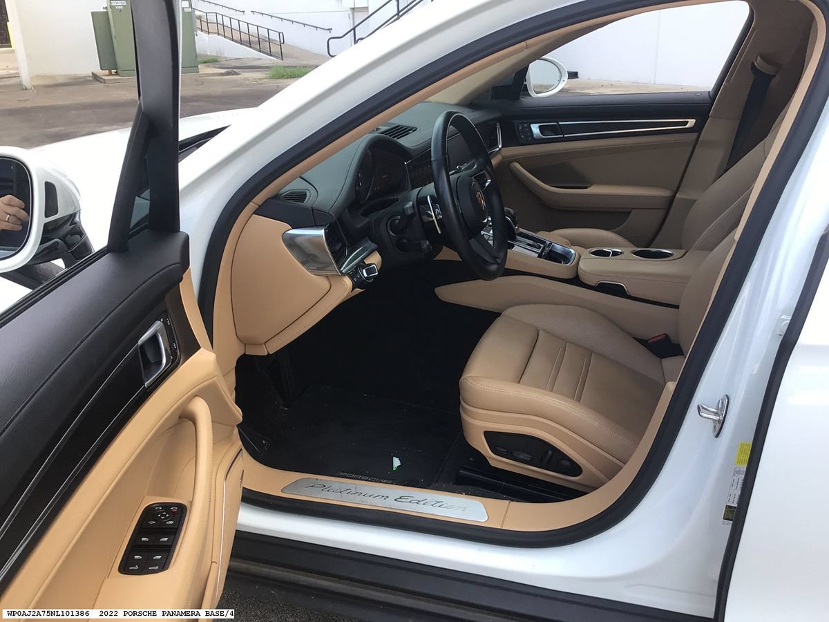Used 2022 Porsche Panamera image 7