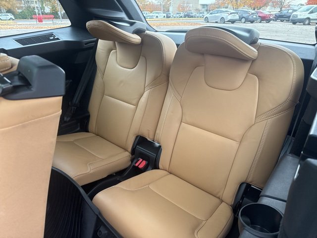 Used 2022 Volvo XC90 T6 Inscription image 11