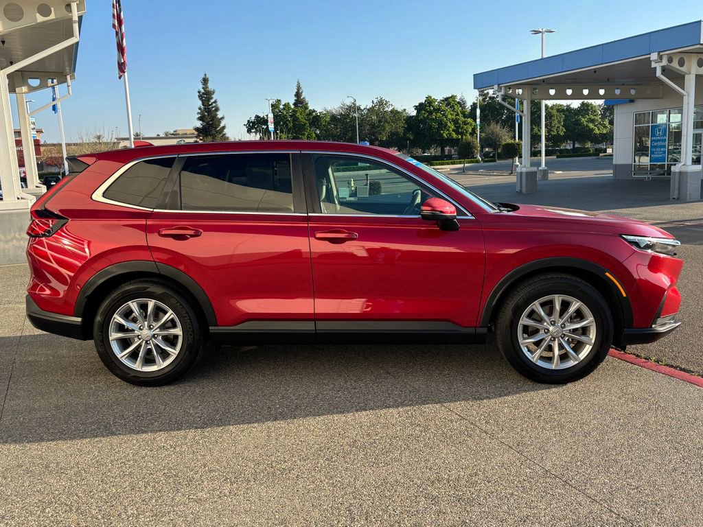Used 2025 Honda CR-V EX image 4