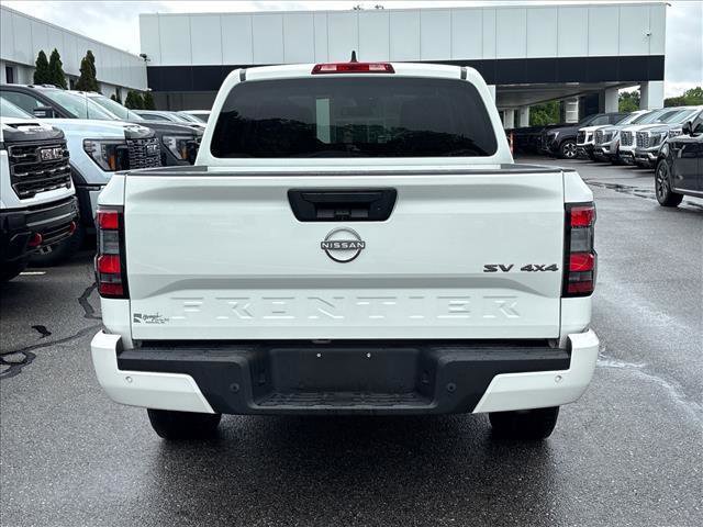 Used 2022 Nissan Frontier SV w/ Technology Package AWD/4WD image 5