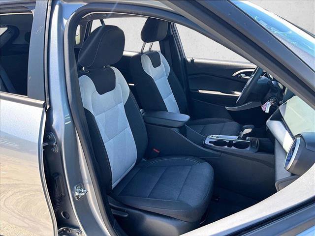 Certified 2024 Chevrolet Trax LS FWD image 9