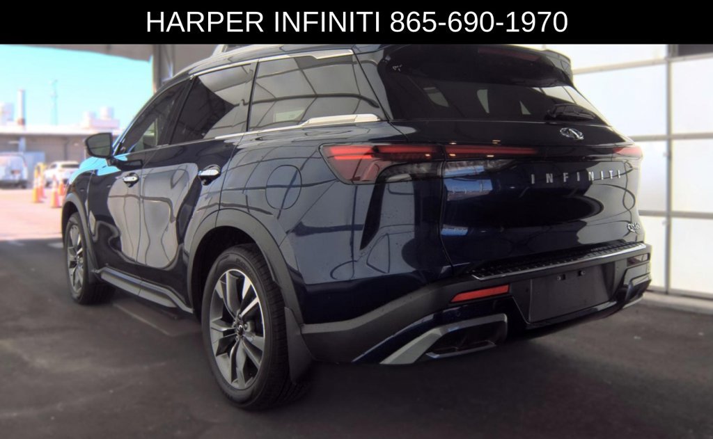 Used 2022 INFINITI QX60 Luxe w/ Cargo Package FWD image 2
