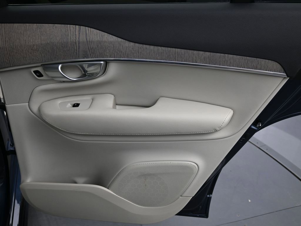 Certified 2023 Volvo XC90 B6 Plus w/ Protection Package Premier image 14
