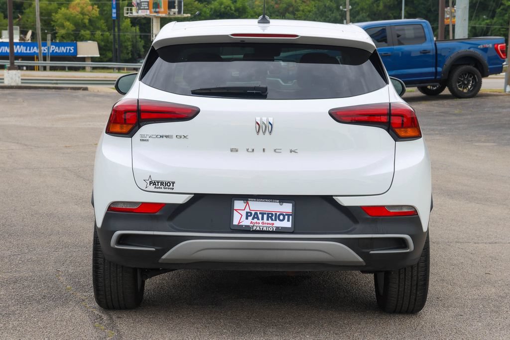 Used 2025 Buick Encore GX Preferred AWD/4WD image 4