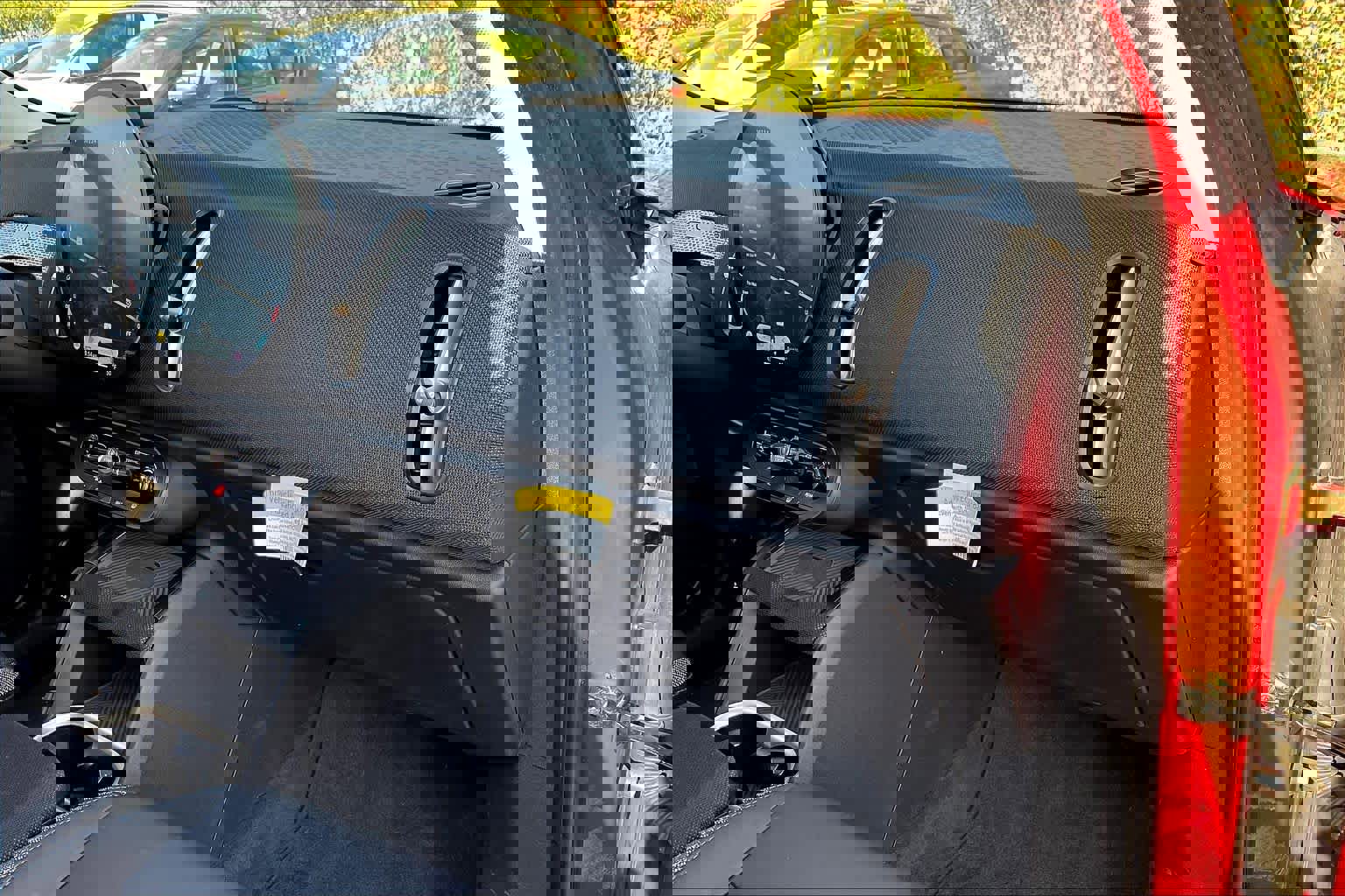 Certified 2025 MINI Cooper Countryman S w/ Comfort Package Max image 18