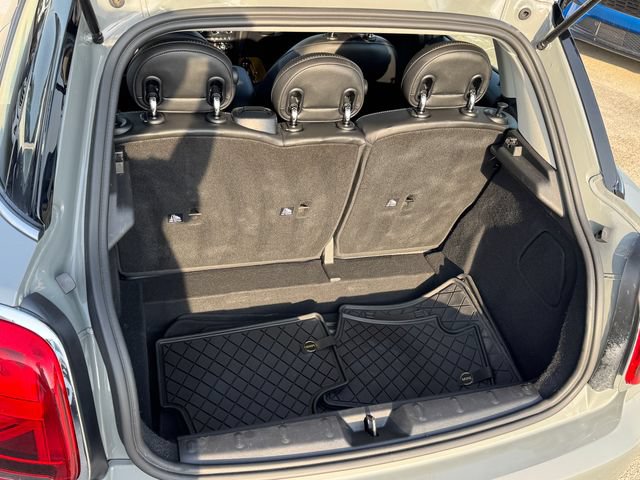 Used 2021 MINI Cooper 4-Door Hardtop FWD image 18