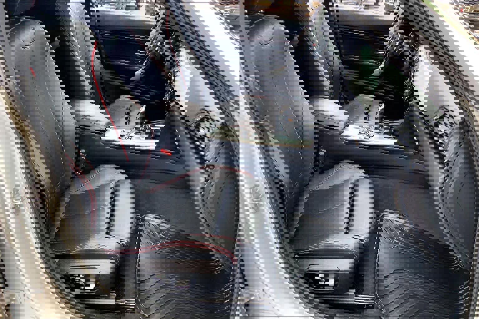 Used 2016 BMW 335i Gran Turismo xDrive image 9