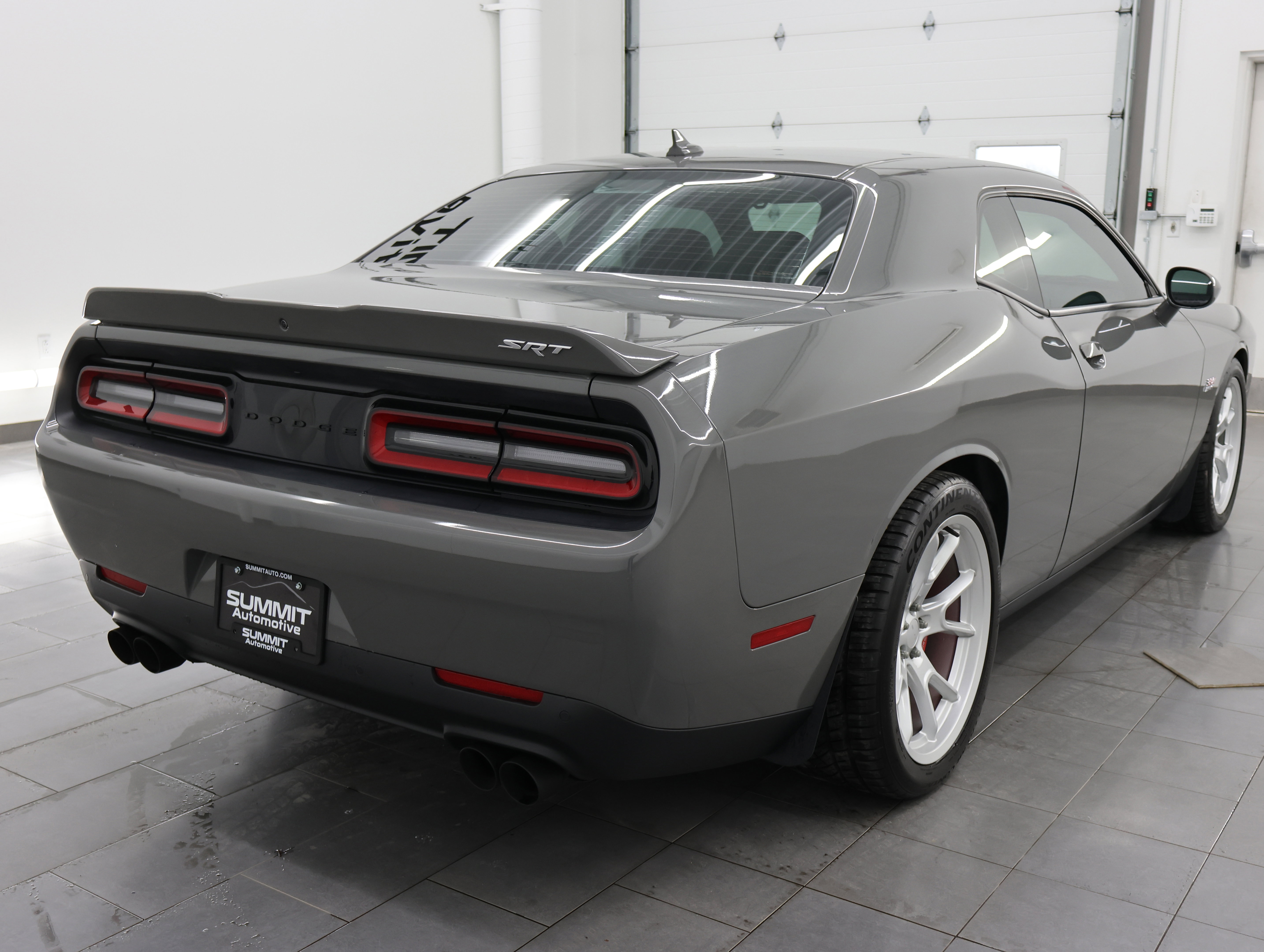 Used 2018 Dodge Challenger SRT w/ Technology Group image 4