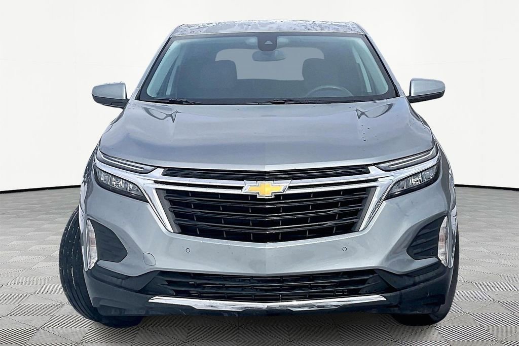 Used 2023 Chevrolet Equinox LT image 2