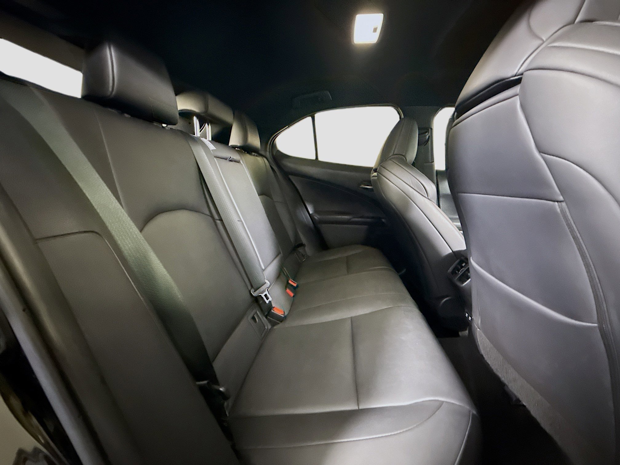 Used 2020 Lexus UX 250h F Sport w/ F Sport Premium Package image 27