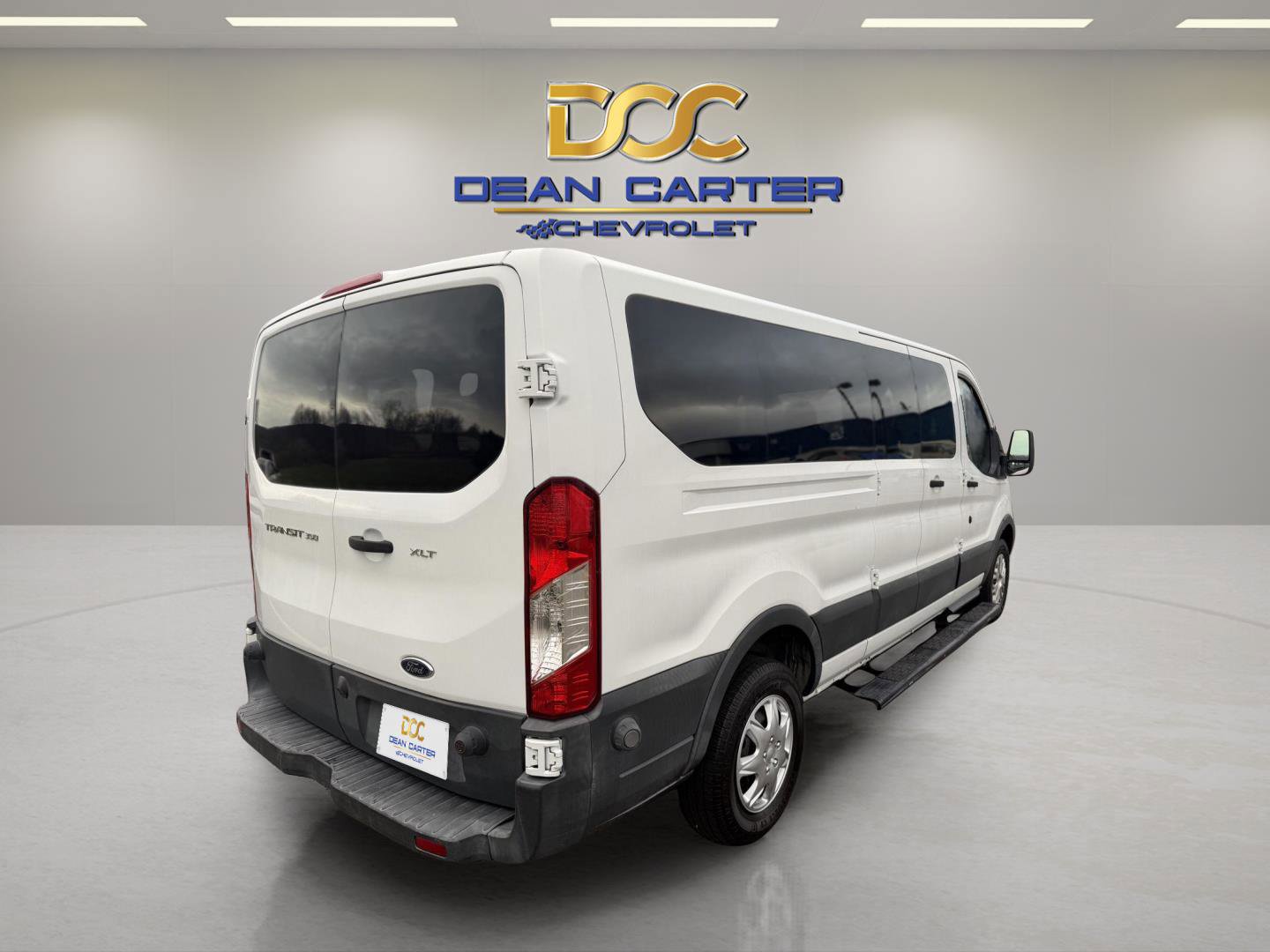 Used 2015 Ford Transit 350 XLT image 7
