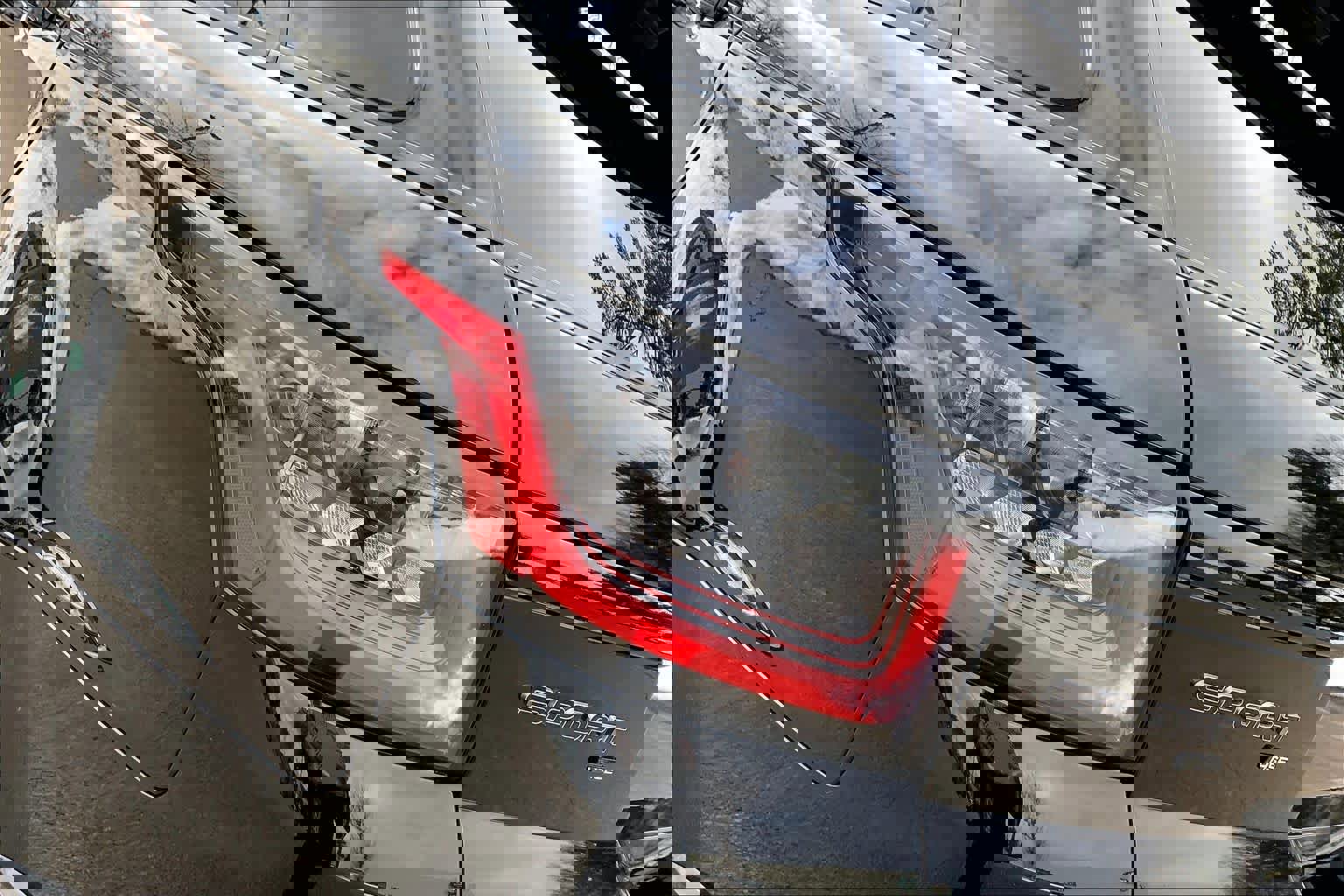 Used 2021 Land Rover Range Rover Sport HSE Silver Edition image 27