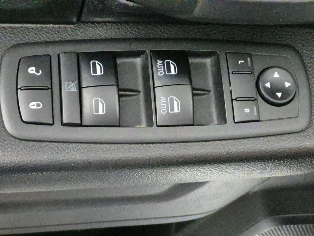 Used 2019 RAM 1500 Express image 13