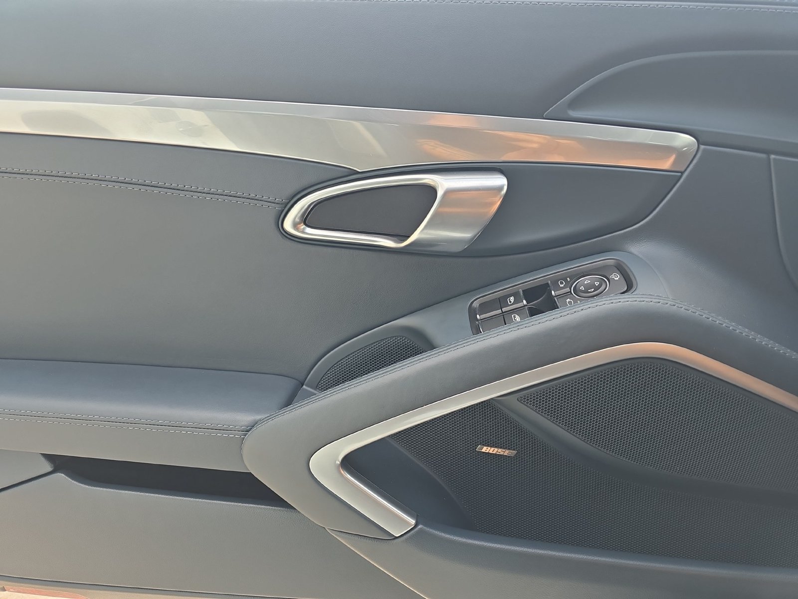 Certified 2024 Porsche 718 Cayman w/ Premium Package RWD image 18