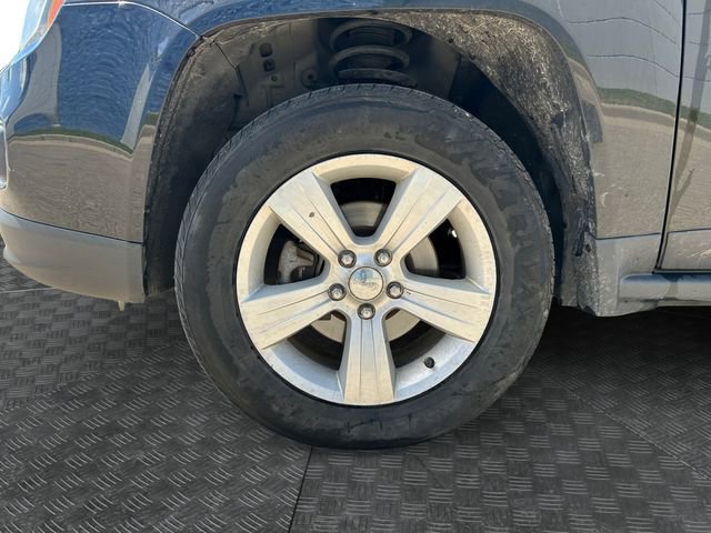 Used 2015 Jeep Compass High Altitude image 13