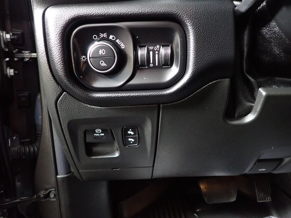 Used 2019 RAM 1500 Rebel w/ Rebel Level 2 Equipment Group AWD/4WD image 21