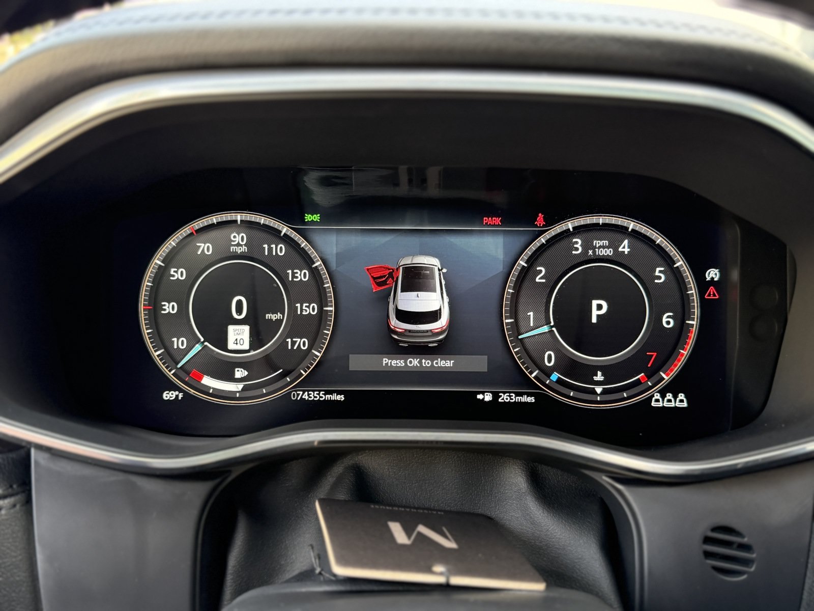 Used 2021 Jaguar F-PACE S AWD/4WD image 36