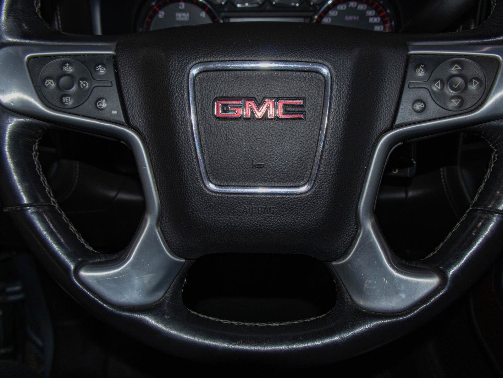 Used 2015 GMC Sierra 1500 SLT w/ SLT Crew Cab Value Package image 11