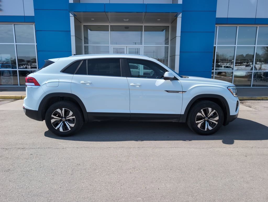 Used 2025 Volkswagen Atlas Cross Sport SE