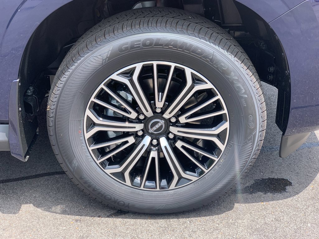 New 2025 Nissan Armada SL w/ Captain's Chari Seat Package image 6